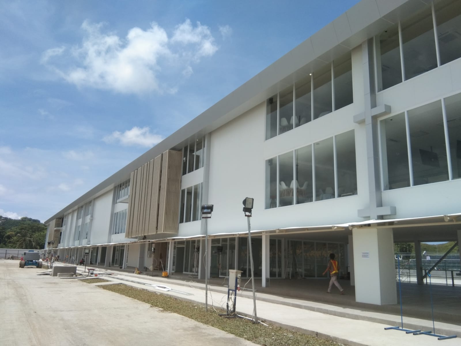 Butuh Rekomendasi Panel yang Tepat untuk Proyek Anda?
